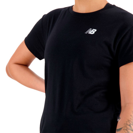 Camiseta New Balance Feminino Relentless Heathertech M Preto - WT33190BK