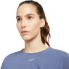 Camiseta Nike Feminina Dri-FIT One Luxe M - Sky Blue DD4921-491