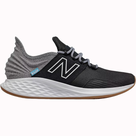 Tênis New Balance Masculino Fresh Foam Roav 8 - Preto/Cinza MROAVTK