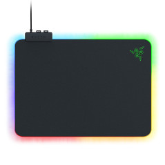 Mouse Pad Razer Firefly V2 RGB - Preto RZ02-03020100-R3U1