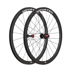 Roda Para Bicicleta 700 Novatec R3-T TUB Carbon